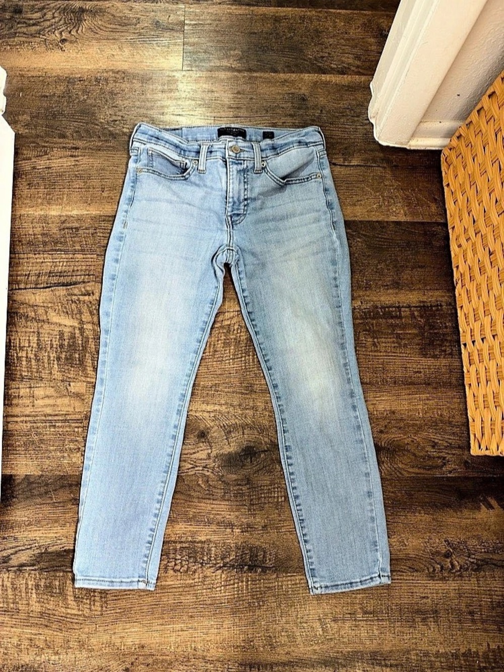 Lucky Brand Ava Mid Rise Crop Cropped Jeans in Blue Size 4
